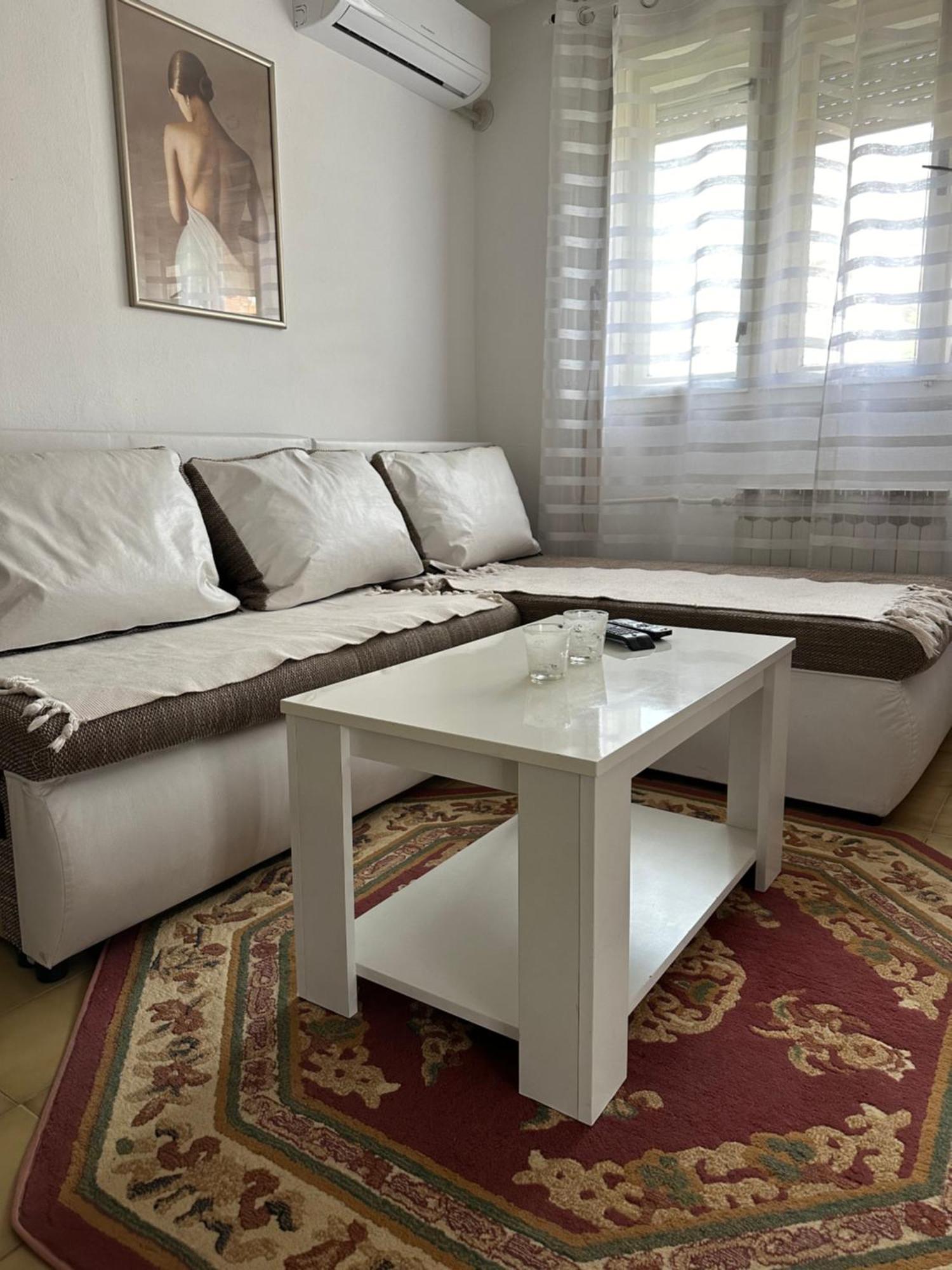 Day & Night Apartment Ćuprija المظهر الخارجي الصورة